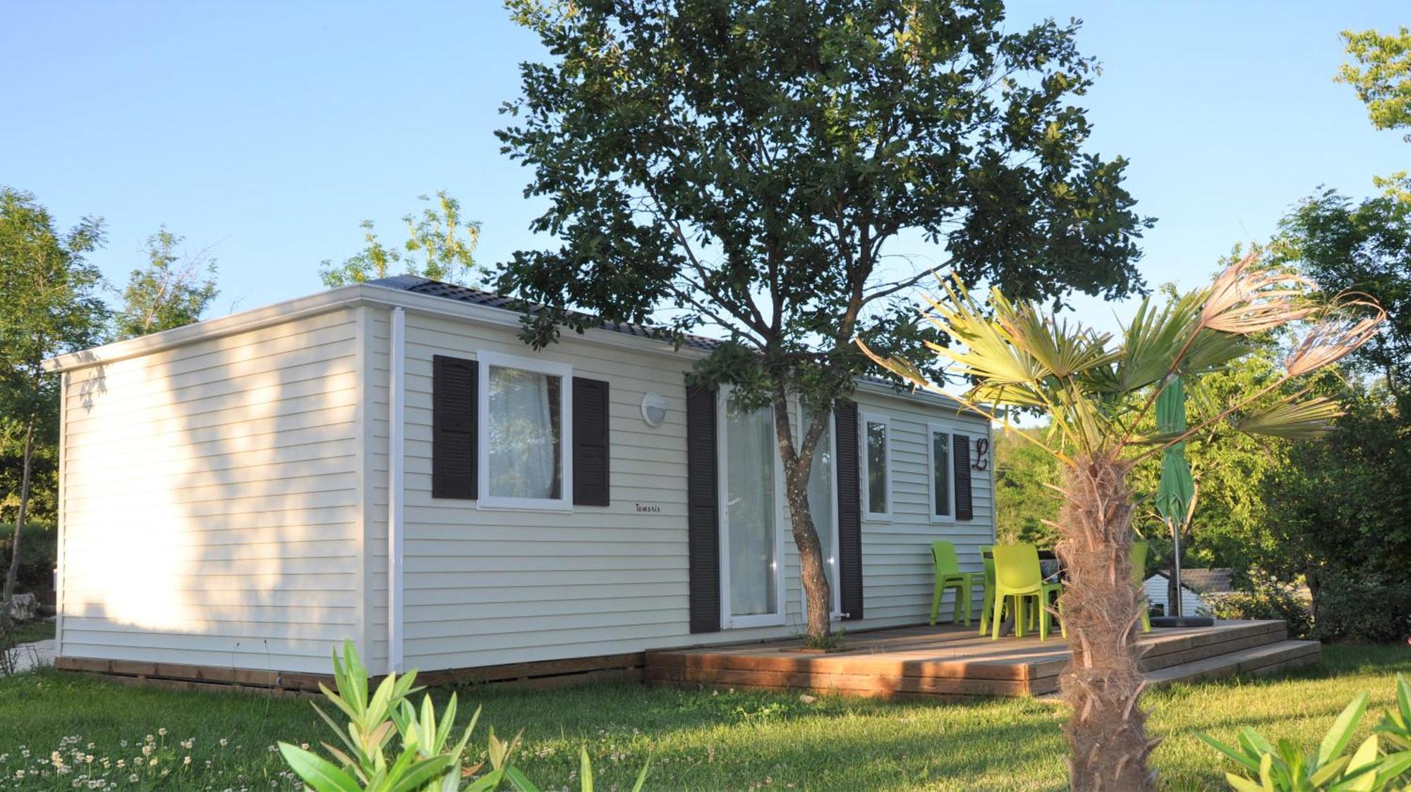 Camping La Digue Chauzon Habitación foto